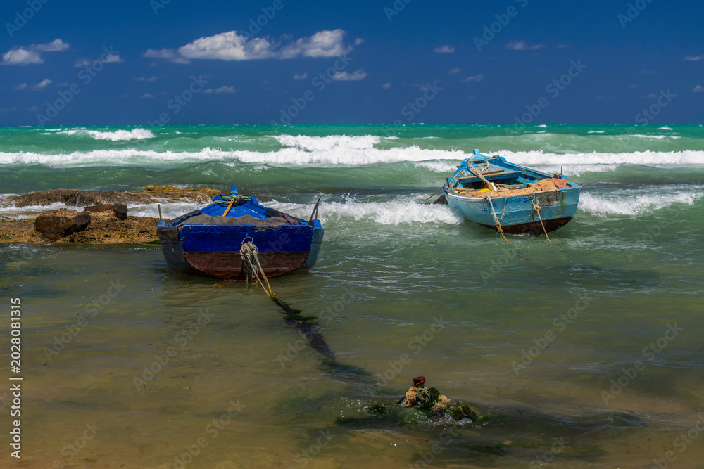 Fototapeta premium Bateaux de pêche au bord de mer