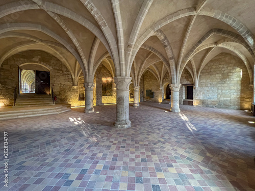 Foto Royaumont Abbey, in Asnières‑sur‑Oise, France,  Gothic Cistercian monastery with