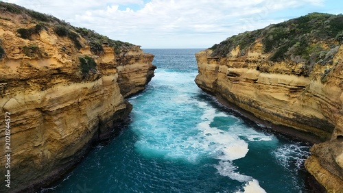 Foto Thunder Cave and Mutton Bird Island, Great Ocean Road, Port Campbell, Victoria,