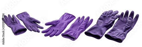 Foto A set of purple rubber cleaning gloves isolated on white background, protective