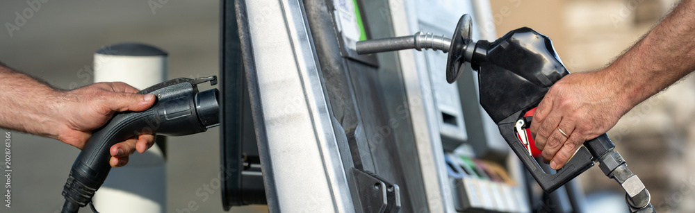 Fototapeta premium Vs concept compares electric and fuel. Modern vs comparison supports eco transition. Vs concept highlights charging economy future. Vs comparison drives transportation innovation systems.