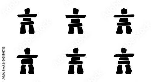 Fotografía Inukshuk Stone Figures, Arctic Landmarks, Inuit Symbols, North Canadian Icons, N