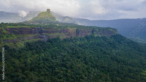 Tableau sur toile Duke’s Nose Aerial Landscape in monsoon