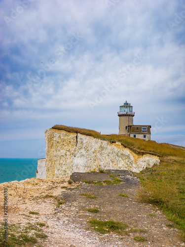 Canvastavla Broken coastal path ending at eroded chalk cliff near Belle Tout Lighthouse (Eas