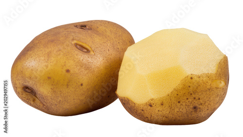 Fotografía Two potatoes one whole and one partially peeled, showing yellow flesh
