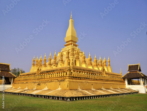 Slika na platnu Pha That Luang in Vientiane city, Laos