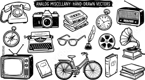 Foto Hand-drawn Sketch Style Analog Miscellany Vector Set: Retro Objects and Vintage