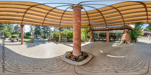 Photos 360 hdri panorama in equirectangular spherical projection in interior wooden gazebo near lake