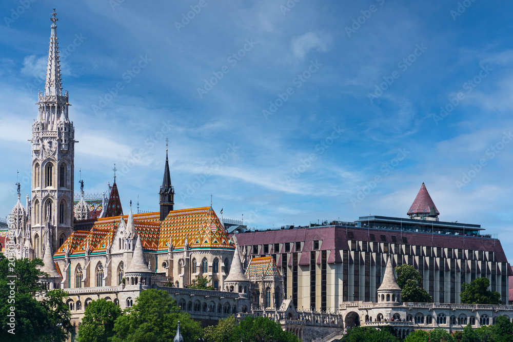 Obraz premium Budapest - Ungheria - La Chiesa di Mattia e il Bastione dei Pescatori