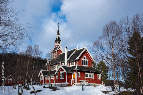 Foto Neiden Church in Winter Landscape in Northern Norway