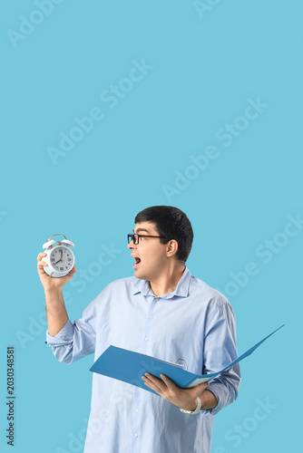 Stressed young businessman ...
