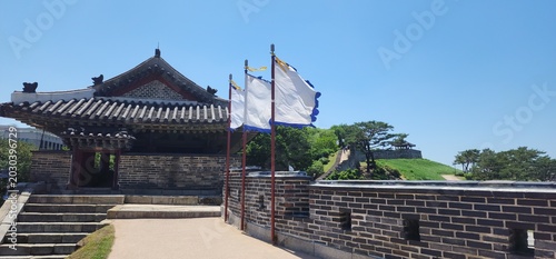 Bild auf Leinwand 수원 화성의 행궁과 풍경
