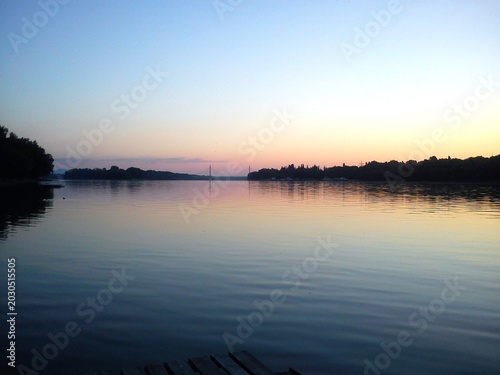 Tableau sur toile Sunrise at tha river