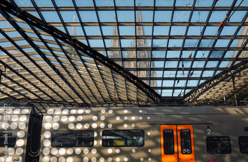 Der Kölner Dom vom Hauptbahnhof betrachtet