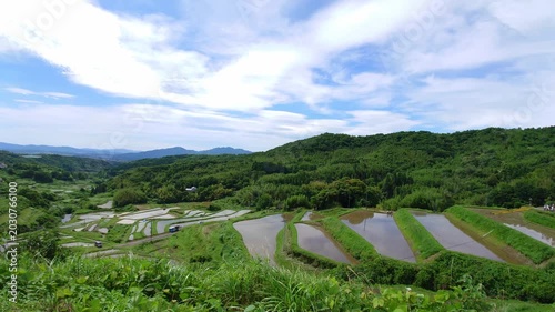 水田と空（大分県別府市内成）