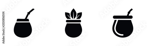 Foto Traditional Yerba Mate Tea Icons with Gourd and Bombilla Straw