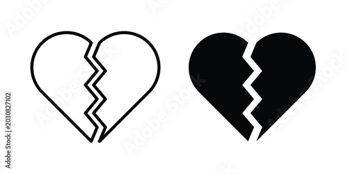 Tablou pe pânză Broken heart icon suitable for design projects