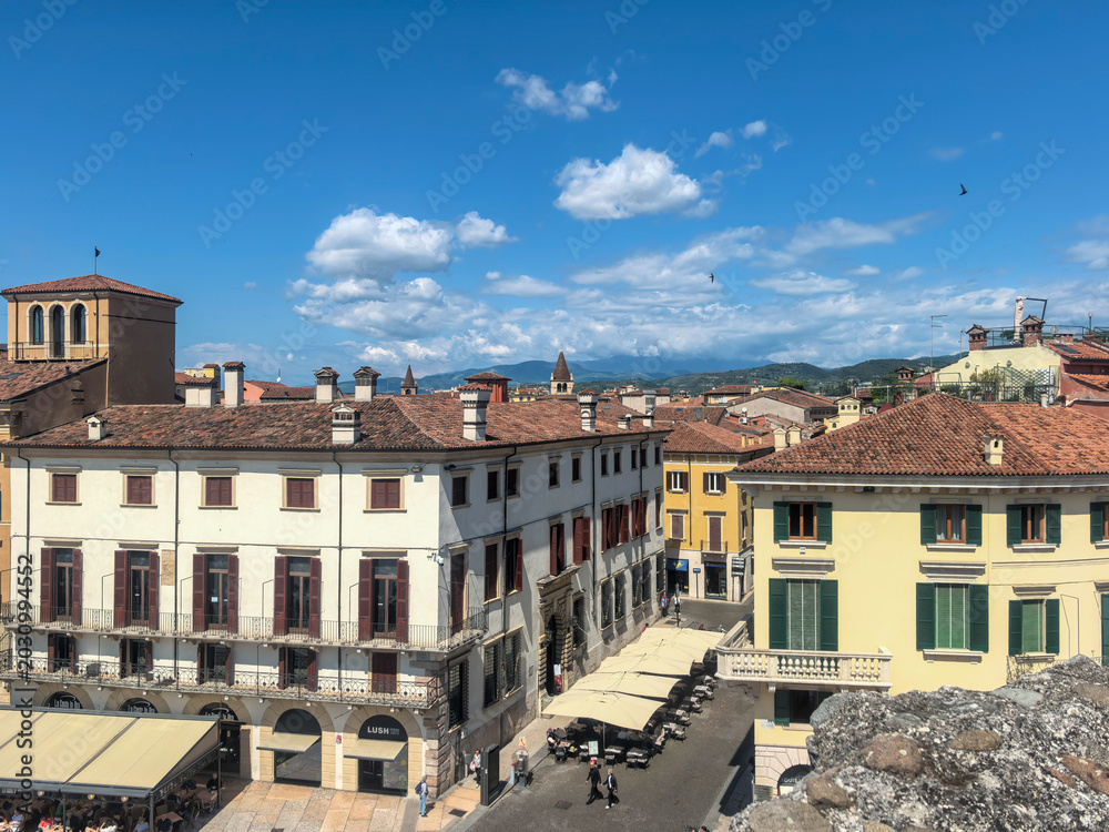 Obraz premium street view of historic buildings in verona city center