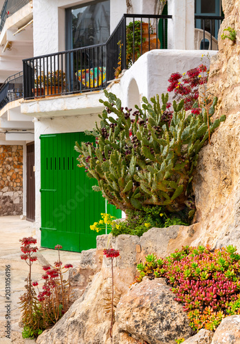 Fotografie kleine Villen und Wohnhäuser in der Bucht von Cala Figuera, Mallorca, Balearen,