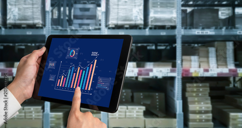 Foto Business data dashboard provide business intelligence analytic for marketing str