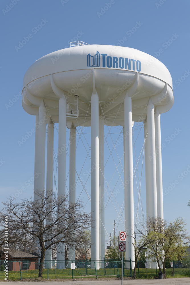 Obraz premium Warden Water Tower, 17 Civic Rd, seen from Warden Av, Toronto