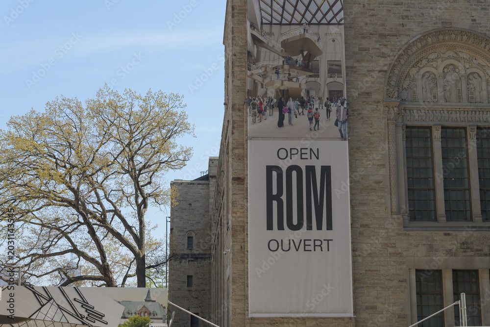 Naklejka premium Open ROM redevelopment renewal at 100 Queens Park and Bloor St W (looking south), Toronto