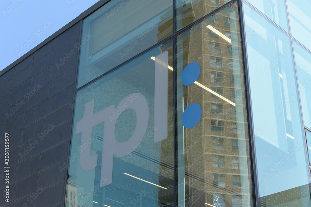 Naklejka premium vinyl window sign at Toronto Public Library - Wychwood Branch, 1431 Bathurst St
