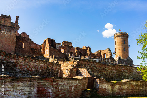 Konstfotografi The Chindia Tower or Turnul Chindiei is a tower in the Targoviste Royal Court lo