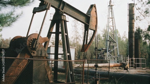 Fotografía Oil Pump, Fossil Fuel Energy, Old Pumping Unit