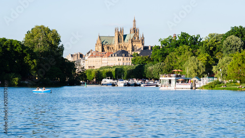 Fotografie Metz Cathedral on the Moselle River