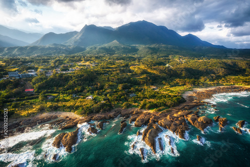 Foto Aerial view of eastern Yakushima Island, Kagoshima Prefecture, Japan; a World He