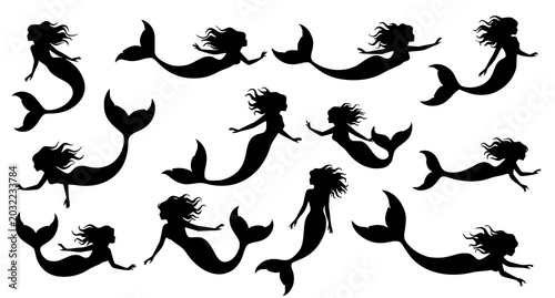 Foto Set of graceful mermaid silhouettes in various swimming poses for marine themed