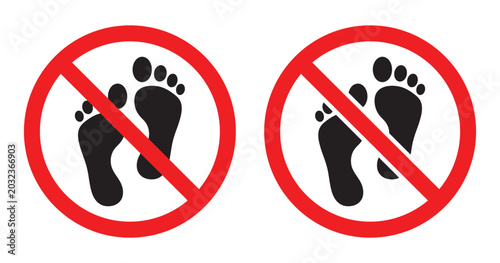 Photos No footprint sign with black human feet in a red circle frame isolated graphic f