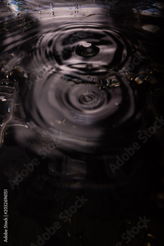 454.Concentric Water Ripples With High-Contrast Light
