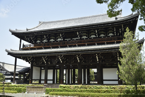 Bild auf Leinwand 東福寺　春の三門(京都市東山区)