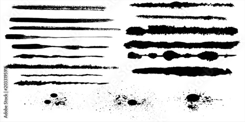 Φωτογραφία Ink Brush Stroke and Splatter Set for Grunge Texture and Creative Design