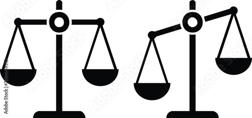 Konstfotografi Black and white balance scales balanced and imbalanced justice