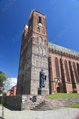 Prenzlau, St.Marienkirche mit Lutherdenkmal