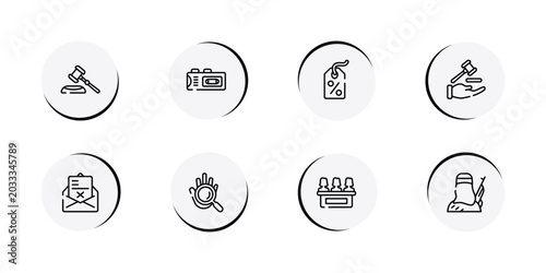 Fotografía law and justice outline icon set featuring gavel, recorder, bargain, qualified protection icons