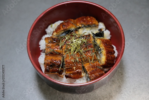 スタミナ抜群うな丼