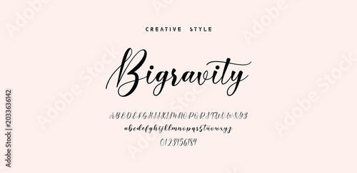 Bigravity Font Creative Style Vector