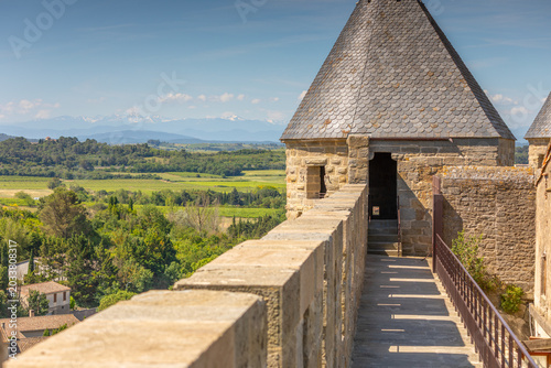promenade sur les remparts de la Cité de Carcassonne