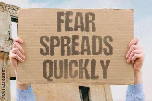 Fotografie "Fear Spreads Quickly" Panic weakens ordinary relationships