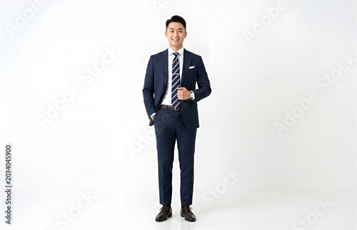 정장 입은 남자