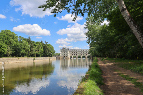 Fotografie Chenonceaux castle panorama in springtime