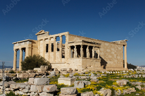 Schilderij op canvas Erechtheion Temple with Caryatid Porch and Ionic Columns, Acropolis Athens Greec