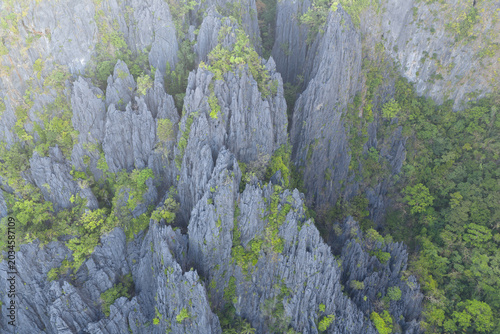 Φωτογραφία Rugged limestone islands rise in Bacuit Bay, El Nido