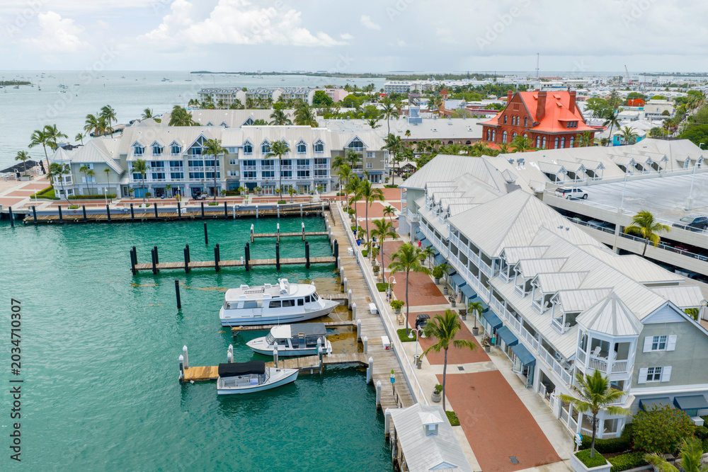 Fototapeta premium Key West Florida waterfront scene by the docks