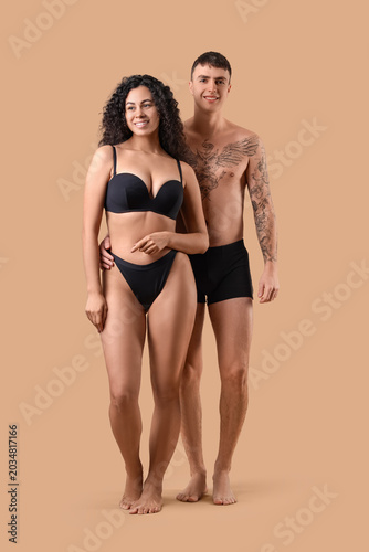 Young couple in stylish und...