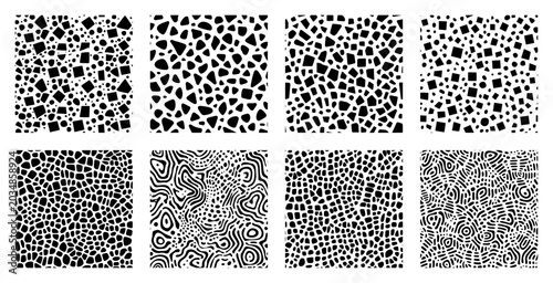 Fotografía Mosaic pebble patterns and abstract organic line textures in grid format